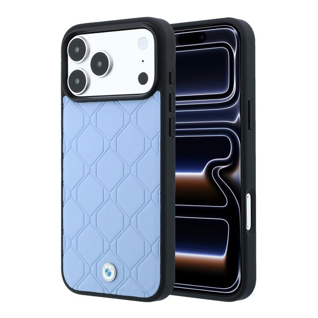 BMW Twarde etui tylne do iPhone 18 Pro Max — MagSafe, pikowane PU, metalowe logo śmigła — kolor: jasnoniebieski