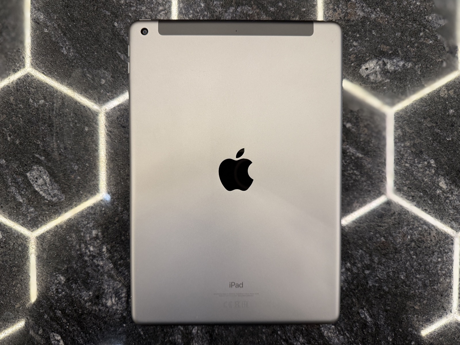 iPad 7th Gen 128GB c SIM-картой (Grey)2019